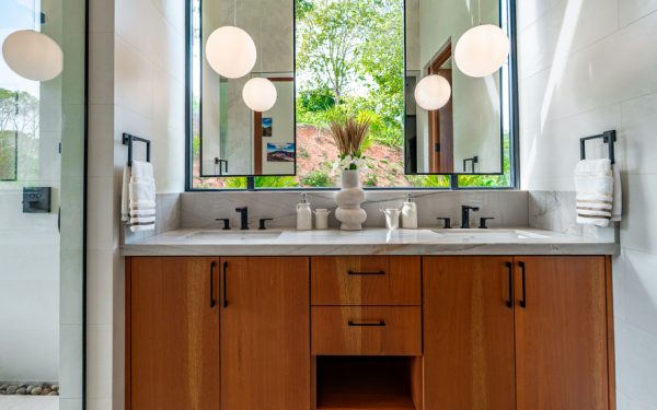 J1-bath-nature-mirrors