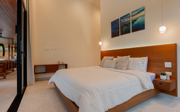 J1-bedroom-art