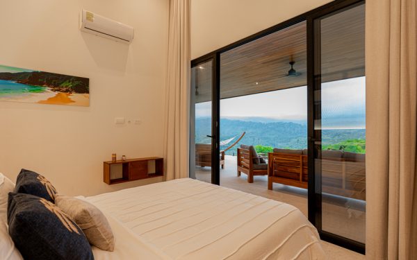 J1-bedroom5